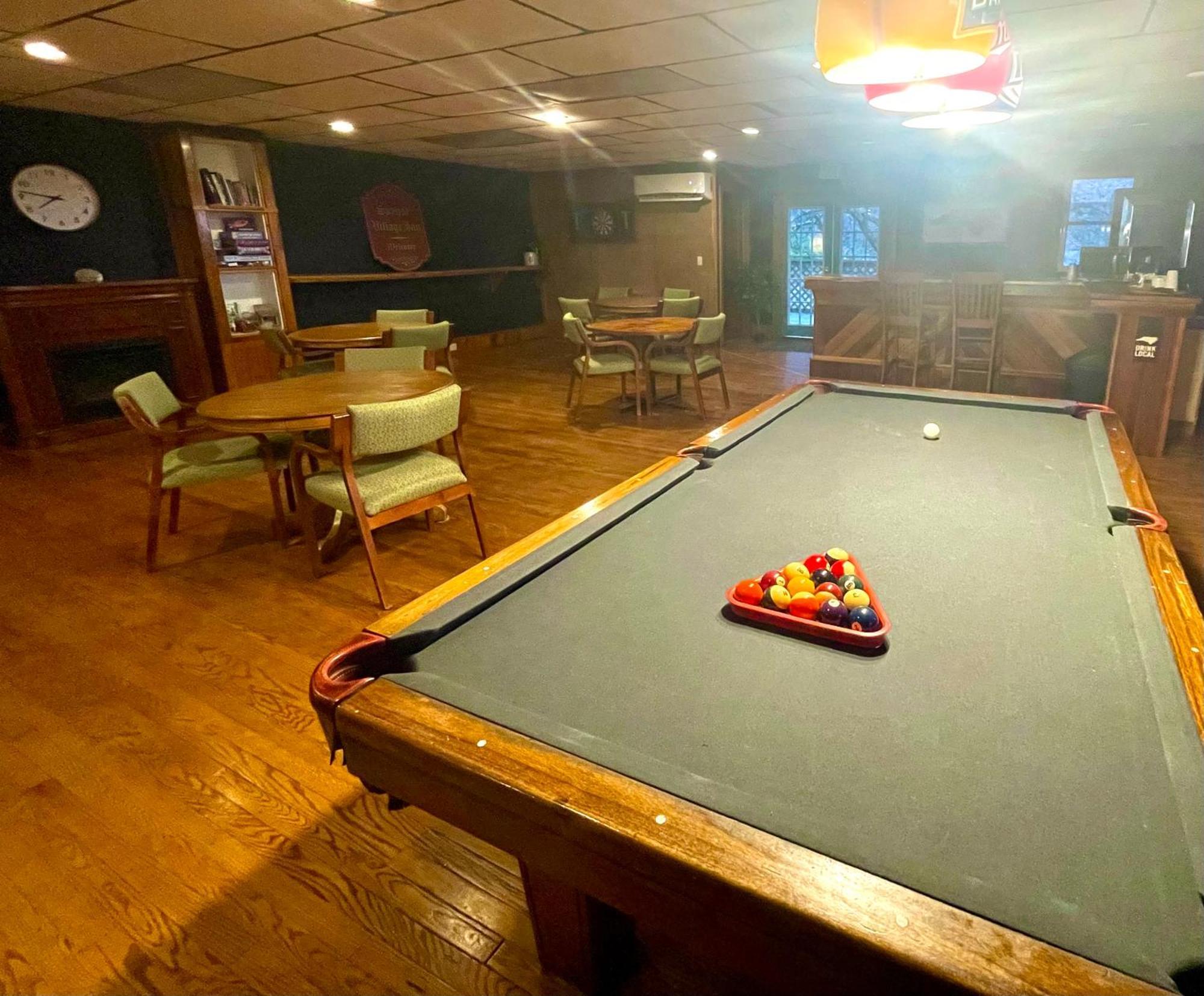 Skyline Village Inn Spruce Pine エクステリア 写真