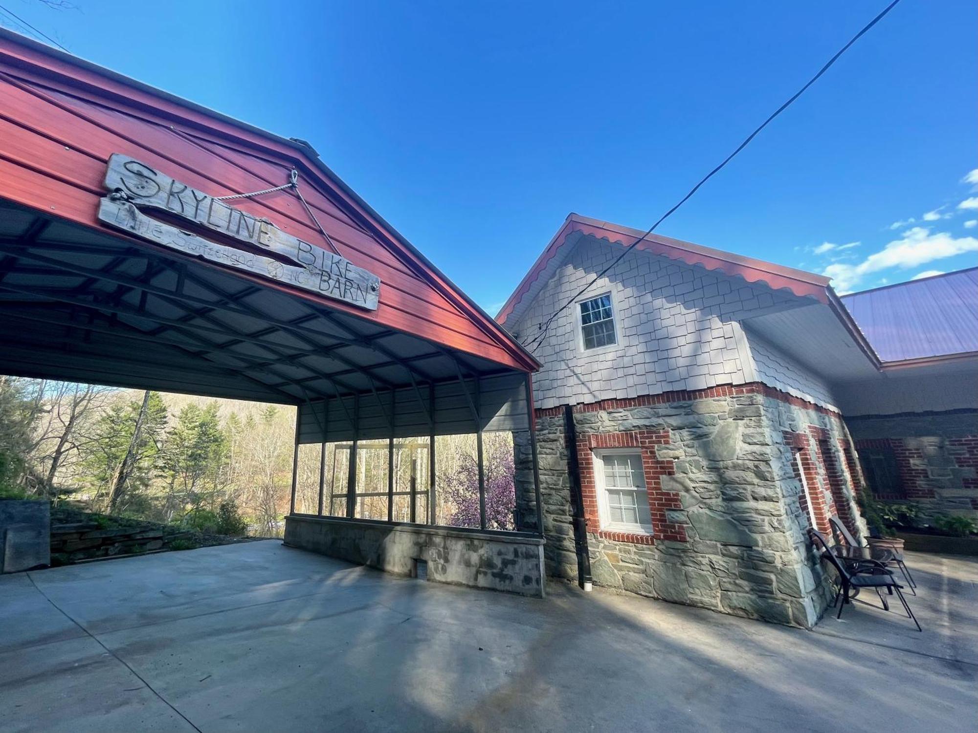 Skyline Village Inn Spruce Pine エクステリア 写真