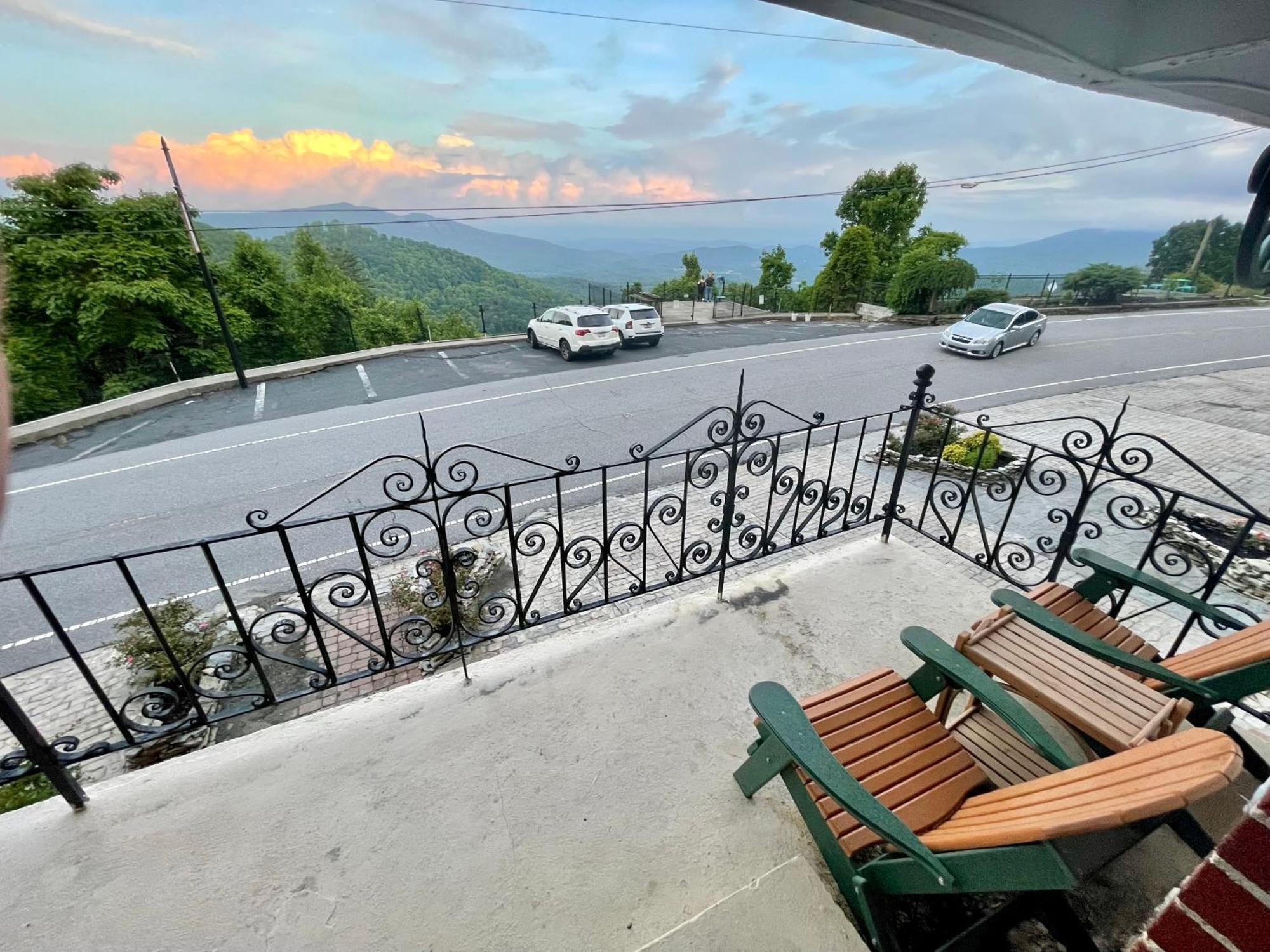 Skyline Village Inn Spruce Pine エクステリア 写真