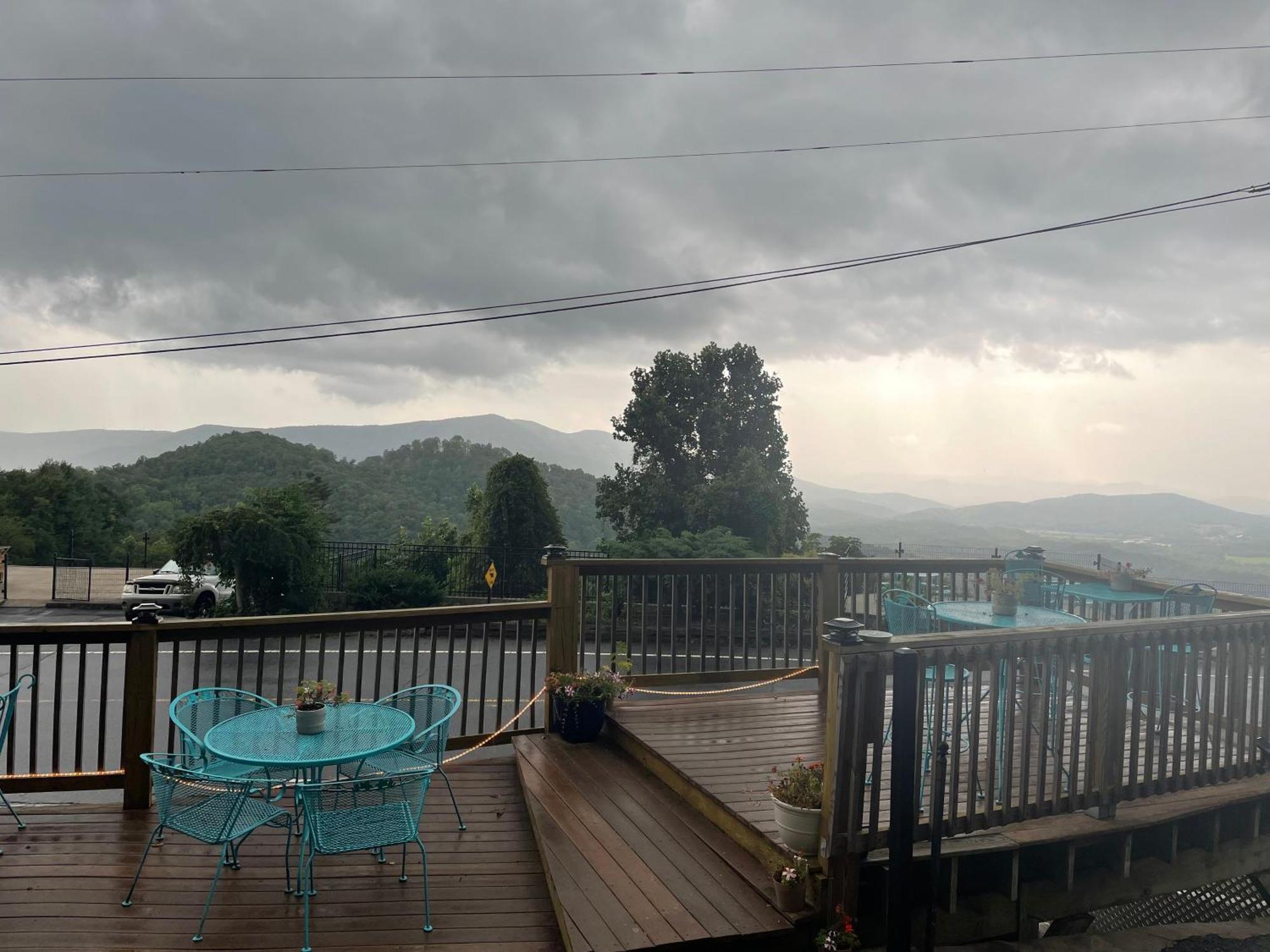Skyline Village Inn Spruce Pine エクステリア 写真