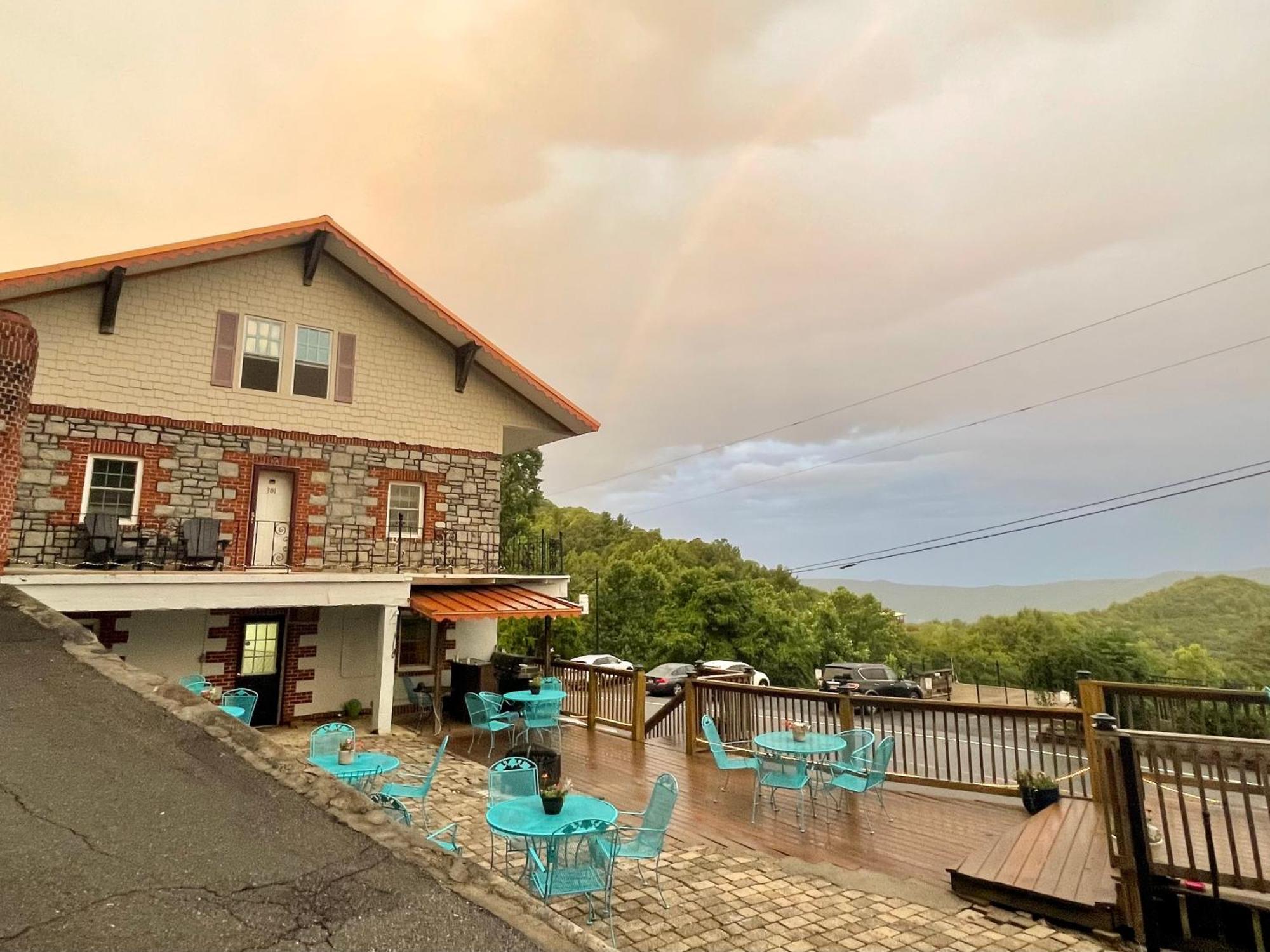 Skyline Village Inn Spruce Pine エクステリア 写真