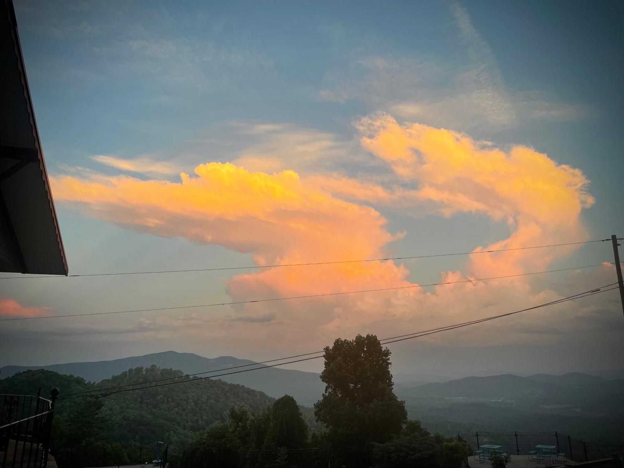 Skyline Village Inn Spruce Pine エクステリア 写真